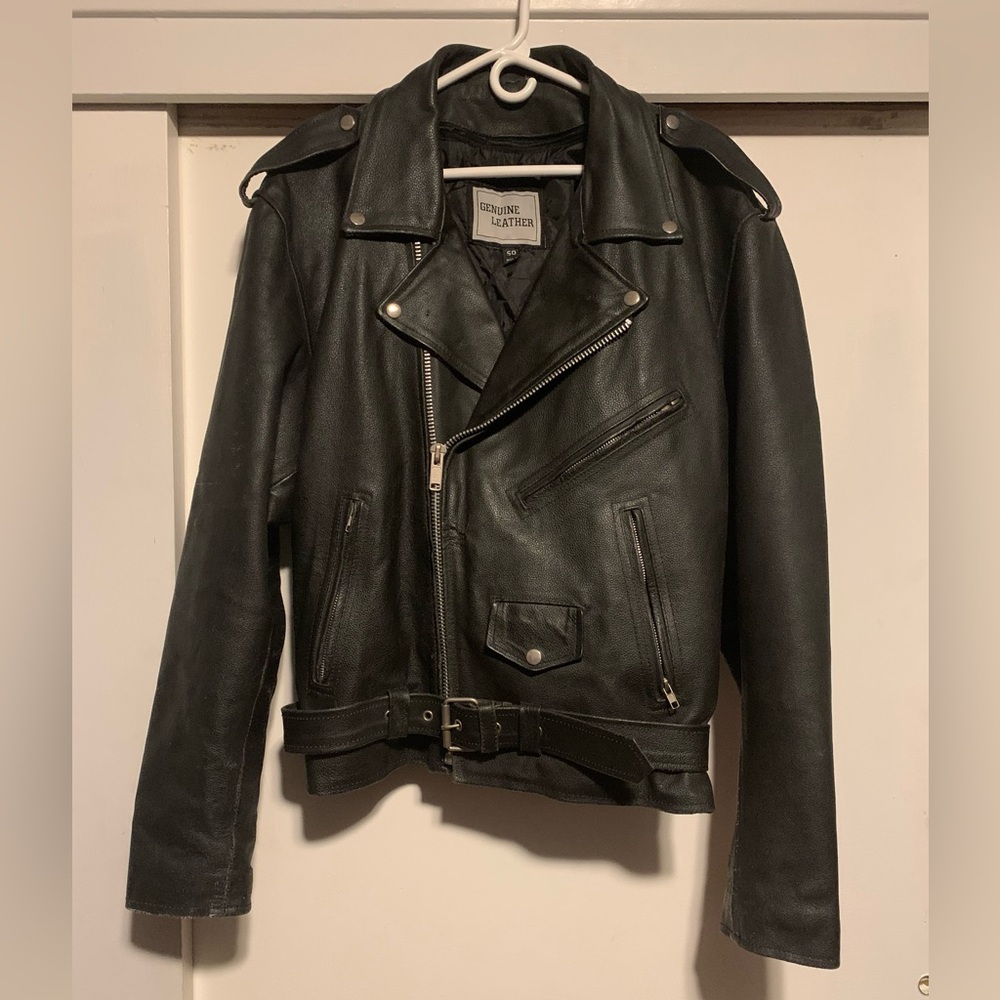 Men’s vintage Genuine black leather, motorcycle jacket size 50